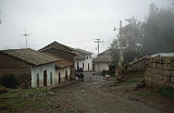 597_Mist en regen in Andesdorp, startpunt Incatrail